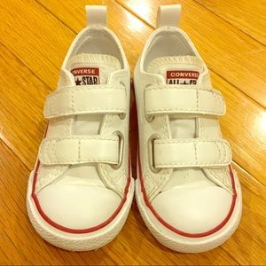 Converse Chuck Taylor Allstar White Sneakers